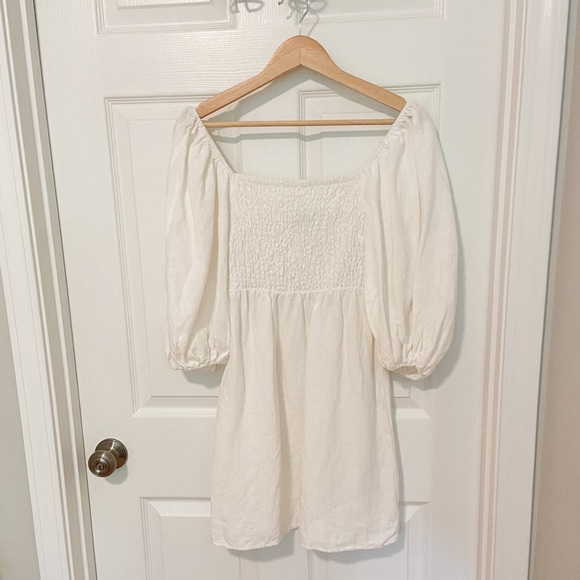 Tuckernuck White Annie Smocked Mini Dress Size Small - Picture 6 of 10
